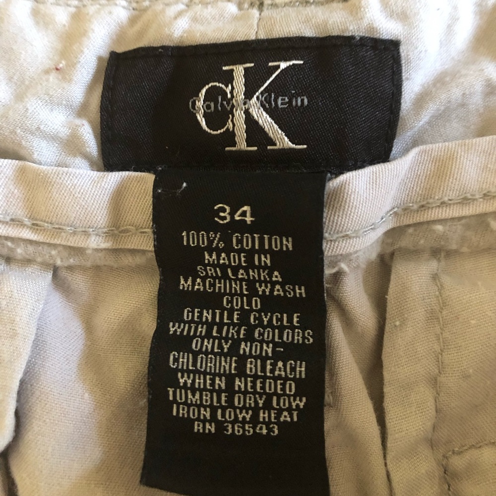 Calvin Klein - Picture 7 of 8